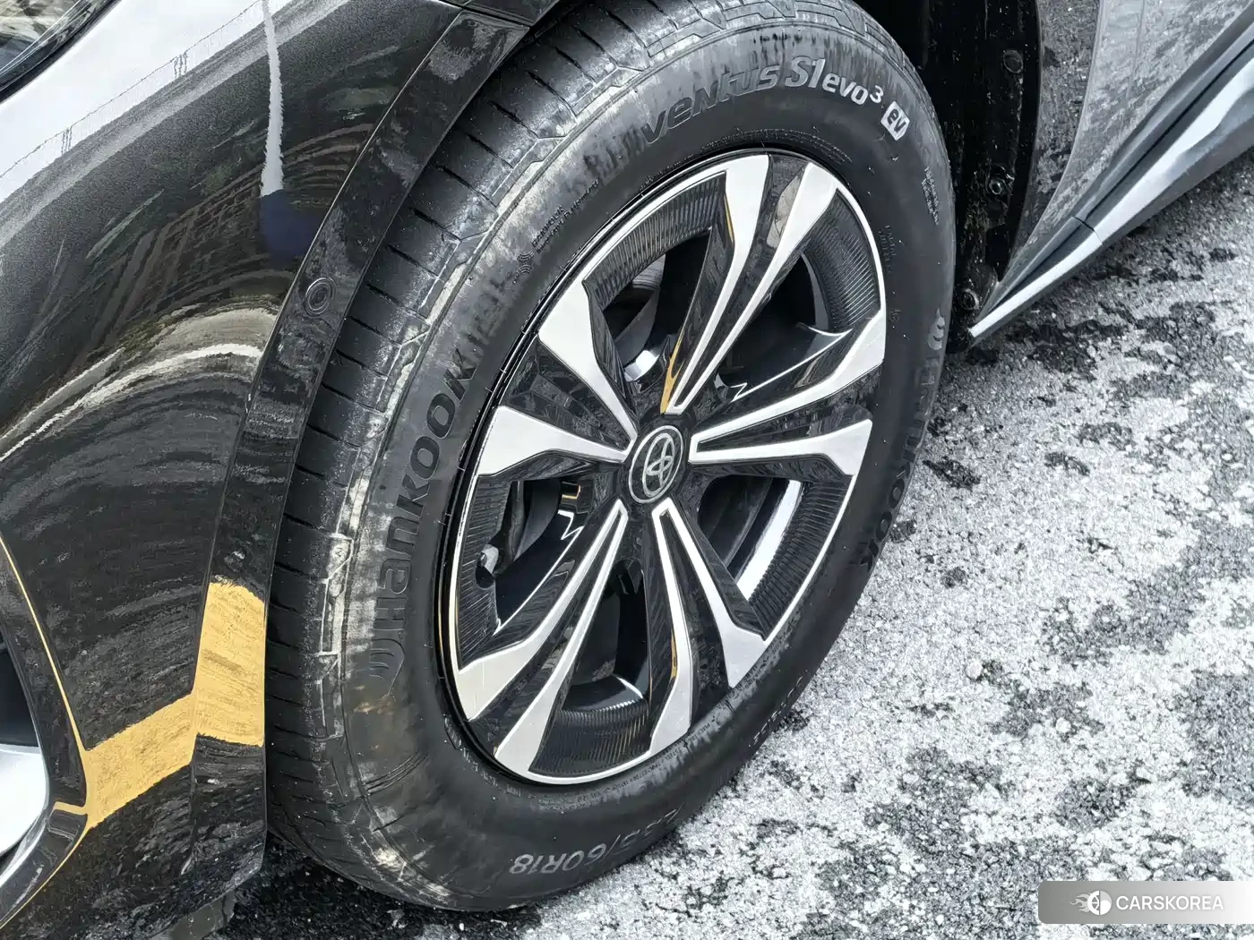Toyota bZ4X id 4599732 из Китая 13