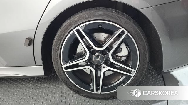 Mercedes-Benz A-Class W177 id 4604262 из Кореи 13