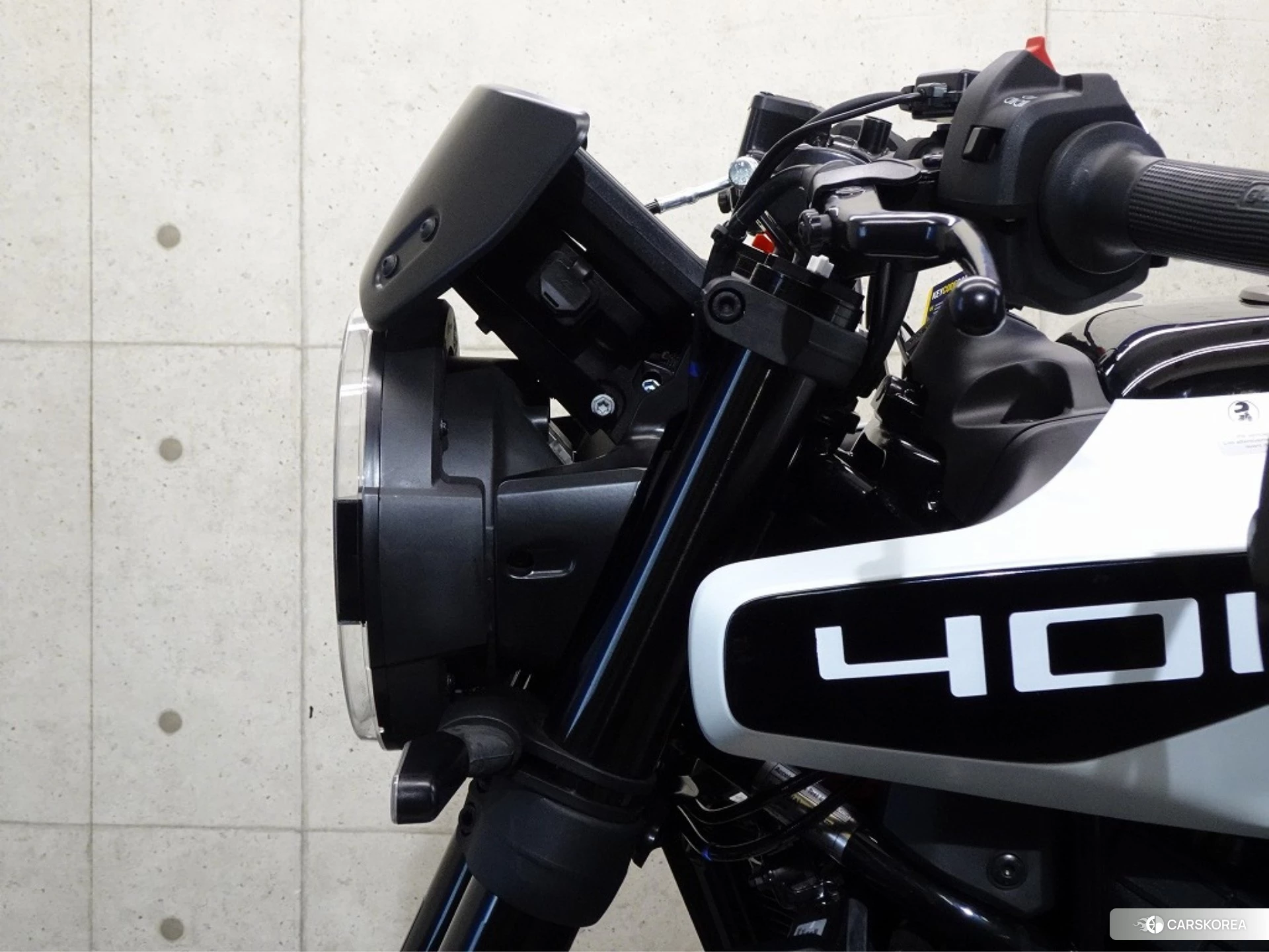 Husqvarna VITPILEN 401 id 3939705 из Японии 13