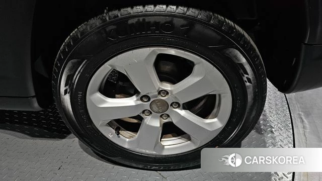 Jeep Compass 2nd Generation id 4225439 из Кореи 13