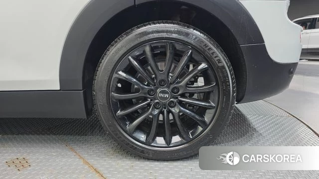 Mini Cooper Clubman id 4480704 из Кореи 13
