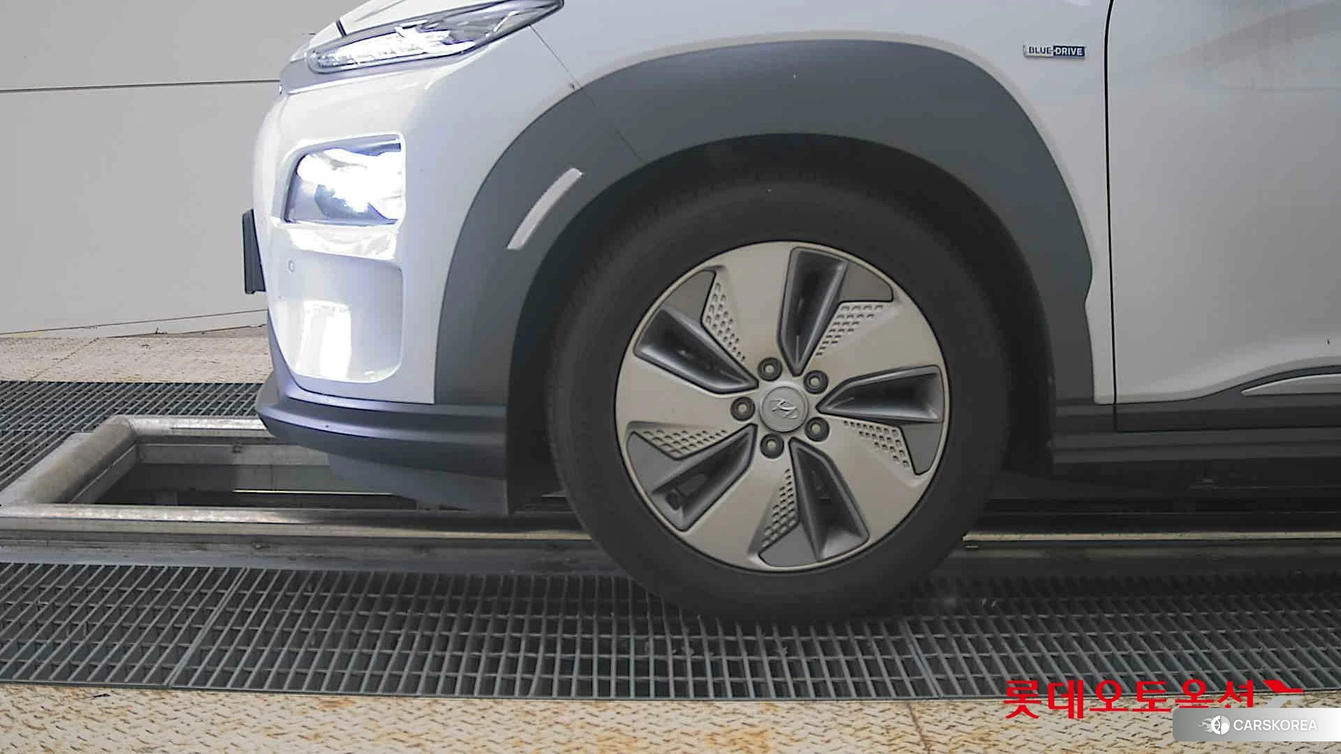 Hyundai KONA Electric id 4674132 из Кореи 13