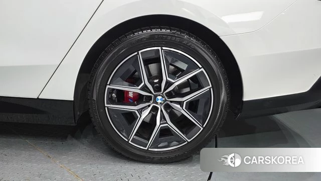 BMW 5 Series (G60) id 4528161 из Кореи 13