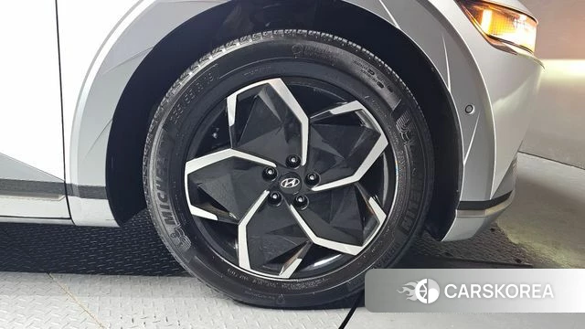 Hyundai Ionic 5 id 4542108 из Кореи 13