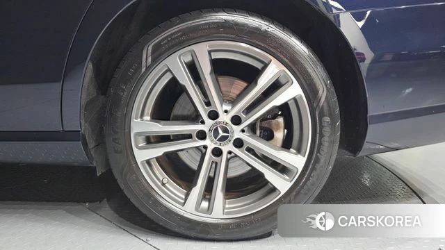 Mercedes-Benz E-Class W213 id 4572712 из Кореи 13