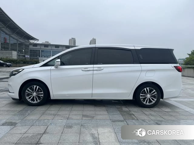 Buick GL8 id 4211751 из Китая 13
