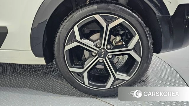 Kia Di Ol Nu Niro id 4768619 из Кореи 13