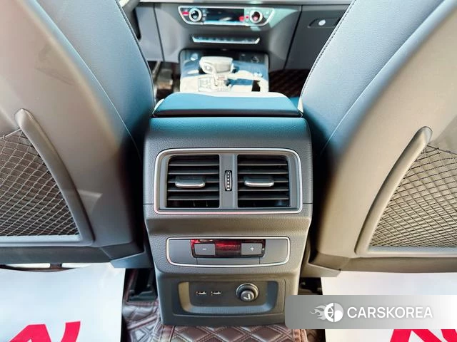 Audi Q5L id 4263363 из Китая 13