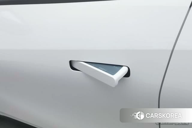 Geely Galaxy Galaxy L6 id 4254291 из Китая 13