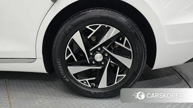 Hyundai The New Grandeur IG Hybrid id 4619704 из Кореи 13