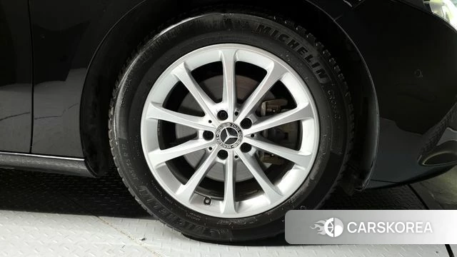 Mercedes-Benz A-Class W177 id 4304205 из Кореи 13
