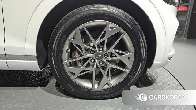Genesis GV70 id 4506424 из Кореи 12
