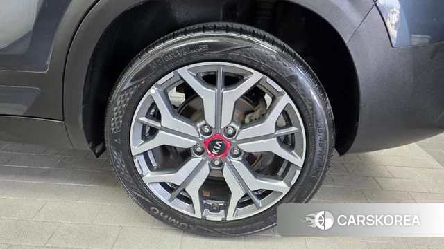 Kia Seltos id 4542484 из Кореи 13