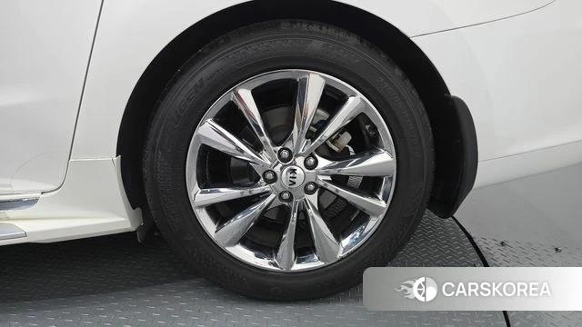 Kia The New Carnival id 4543607 из Кореи 13