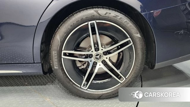 Mercedes-Benz E-Class W214 id 4584116 из Кореи 13