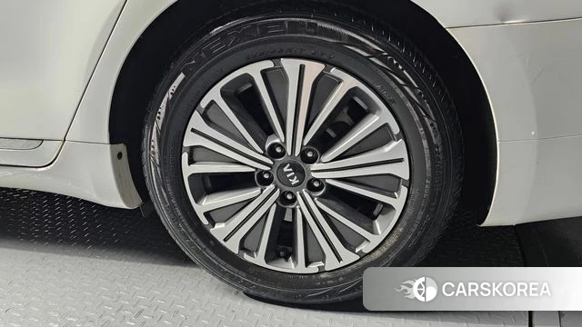 Kia K7 Premier Hybrid id 4196476 из Кореи 13