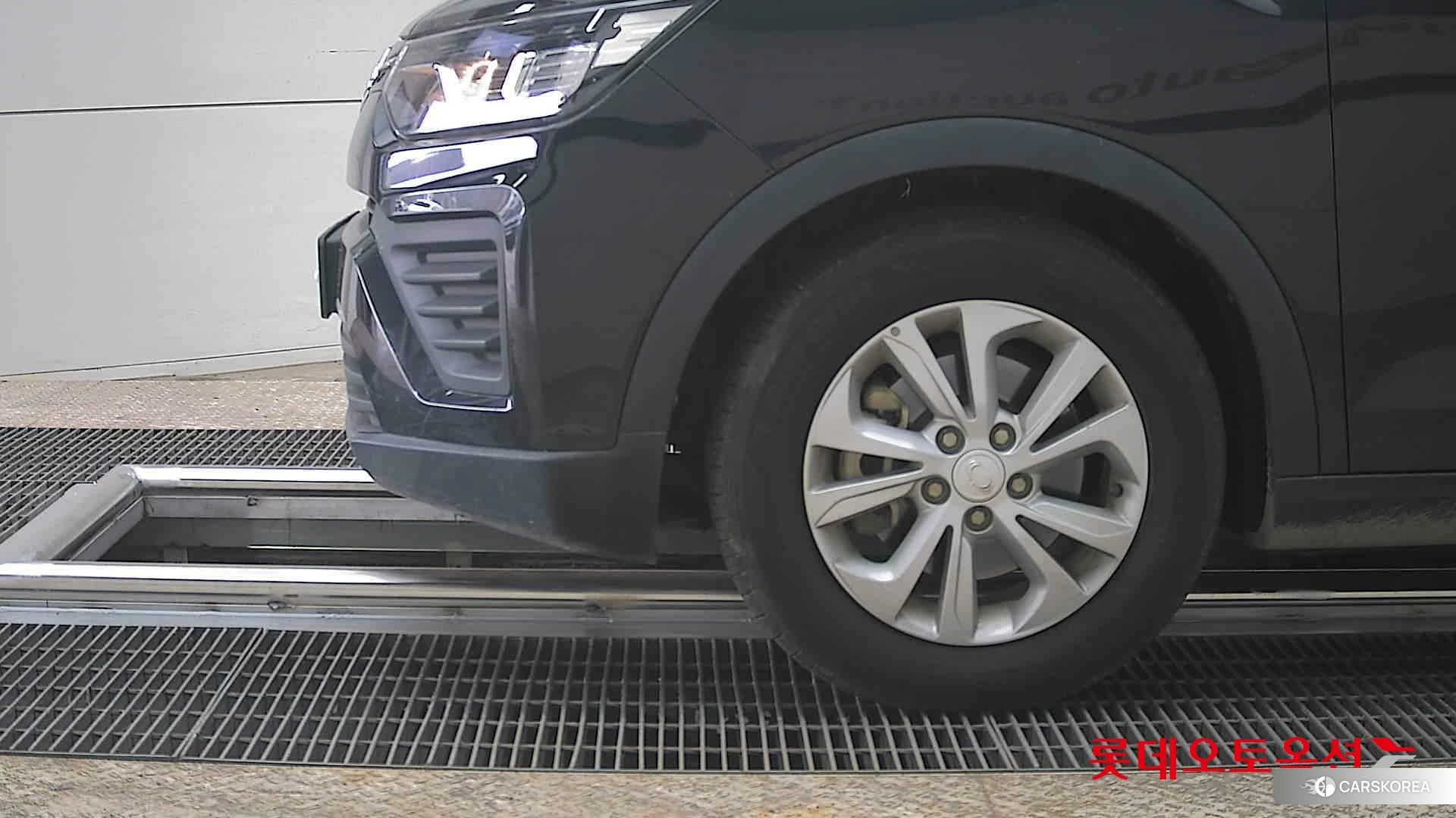 SsangYong Tivoli id 3869463 из Кореи 13