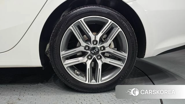 Kia Come New K3 id 4780619 из Кореи 13