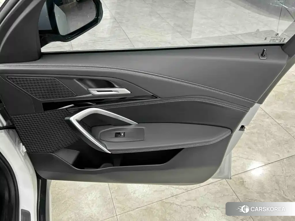 BMW X1 id 4629533 из Китая 13