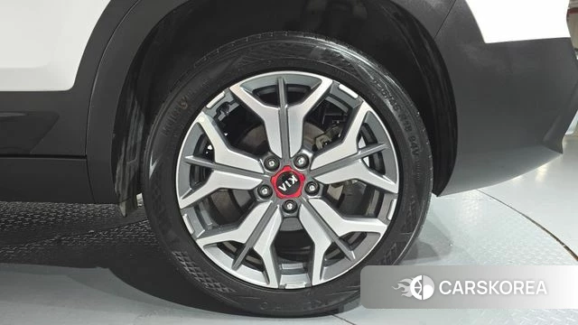 Kia Seltos id 4298820 из Кореи 13