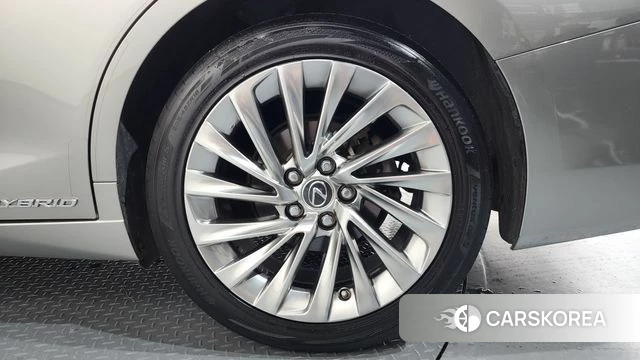 Lexus ES300h 7th generation id 4563027 из Кореи 13