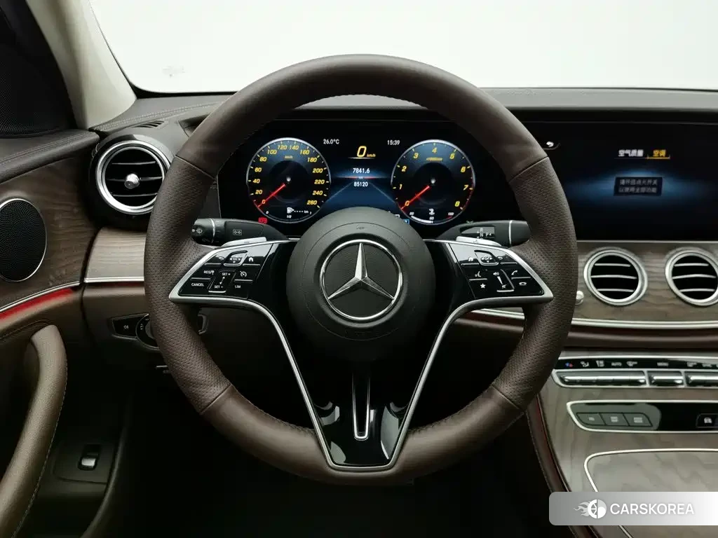 Mercedes-Benz E-Class id 4669499 из Китая 14