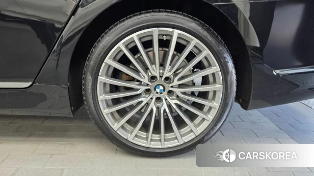 BMW 7 Series (G11) id 4657466 из Кореи 13