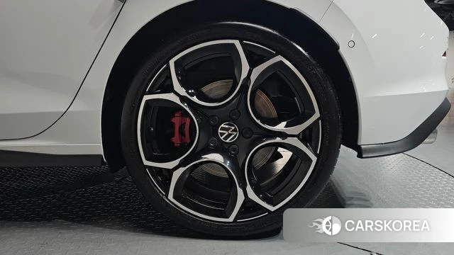 Volkswagen Golf 8th Generation id 4589611 из Кореи 13