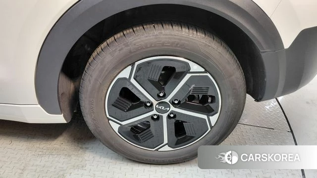 Kia Di Ol Nu Niro id 4848063 из Кореи 13