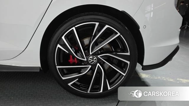 Volkswagen Golf 8th Generation id 4734929 из Кореи 13