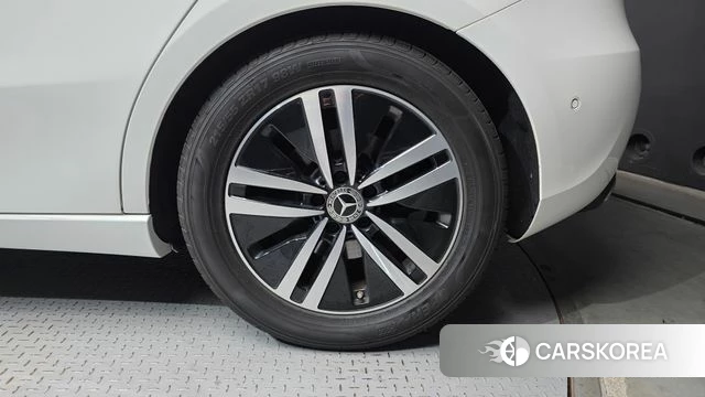 Mercedes-Benz A-Class W177 id 4517849 из Кореи 13
