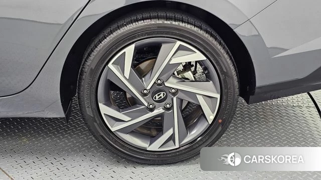 Hyundai The New Avante (CN7) id 4904089 из Кореи 13