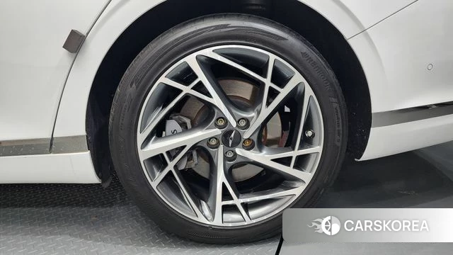 Genesis G90 (RS4) id 4592384 из Кореи 13