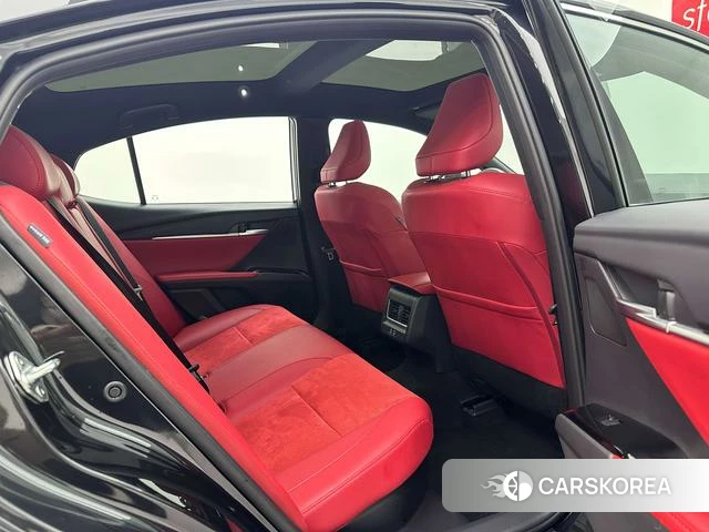Toyota Camry id 4348942 из Китая 13