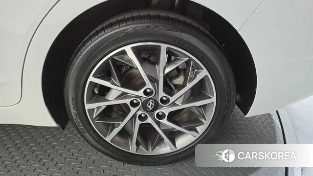Hyundai The New Avante AD id 4429912 из Кореи 13