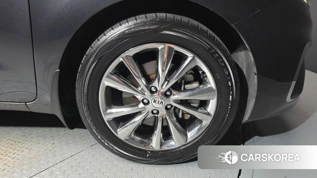 Kia The New Carnival id 4573987 из Кореи 13