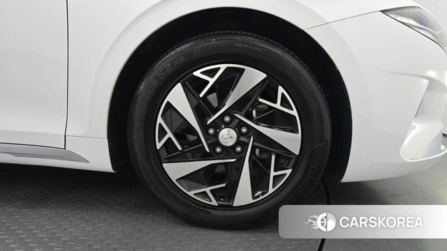 Hyundai The New Grandeur IG Hybrid id 4619816 из Кореи 13