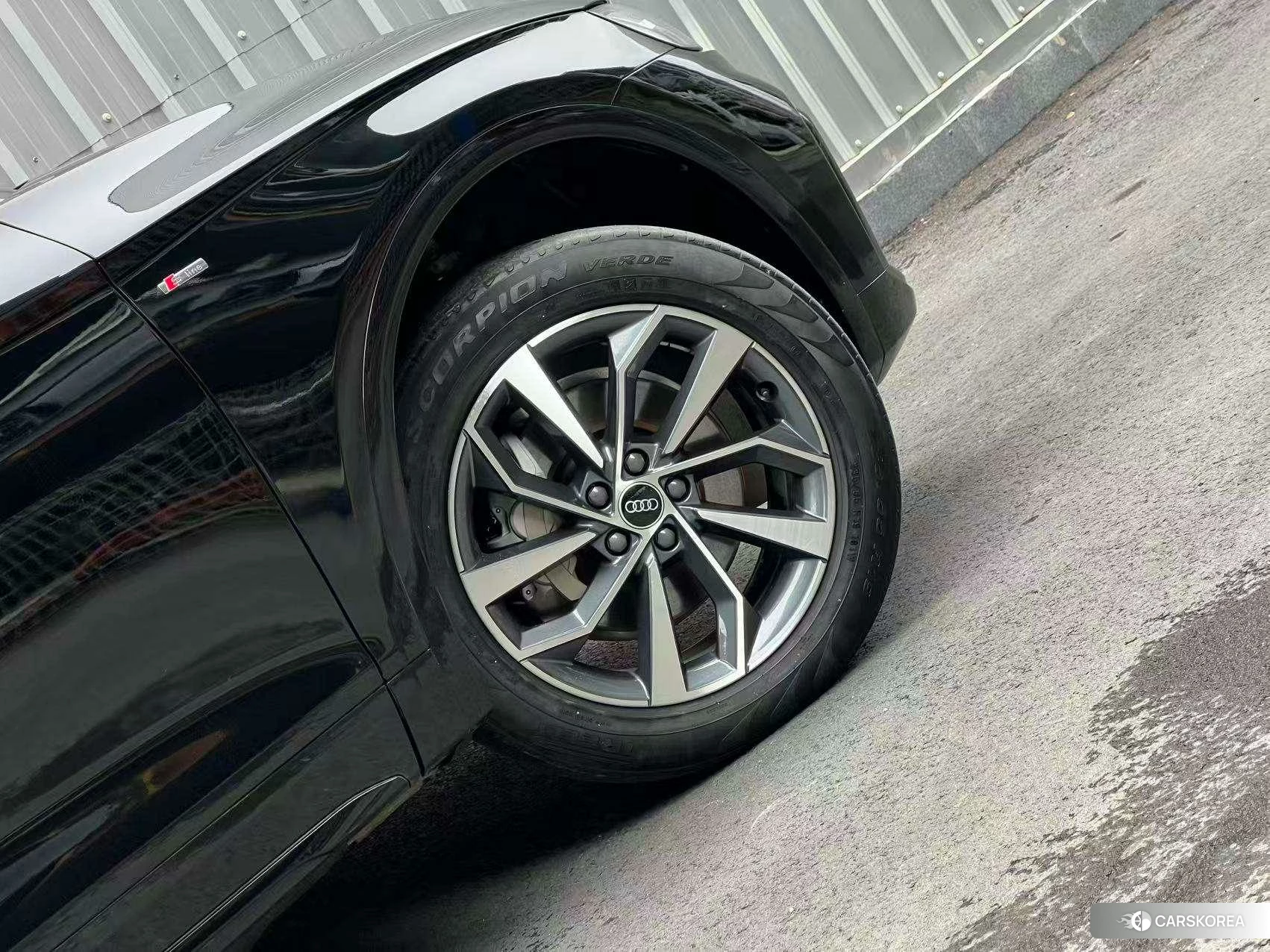 Audi Q5L id 4440614 из Китая 13