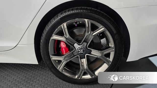 Kia Stinger id 4684036 из Кореи 13