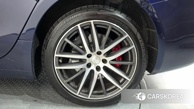 Maserati Ghibli id 4677424 из Кореи 13