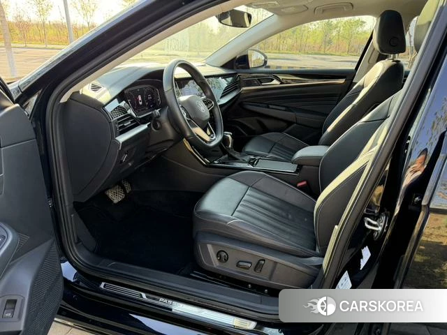 Volkswagen Passat id 4299448 из Китая 13