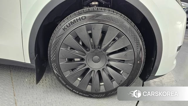 Tesla Model Y id 4584789 из Кореи 13