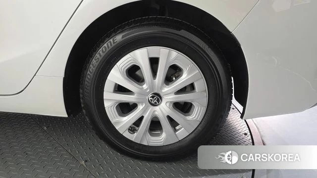 Toyota Prius 4th Generation id 4244366 из Кореи 13