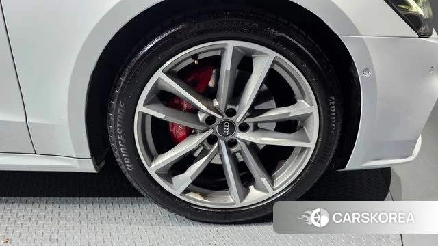 Audi A7 (4K) id 4203161 из Кореи 13