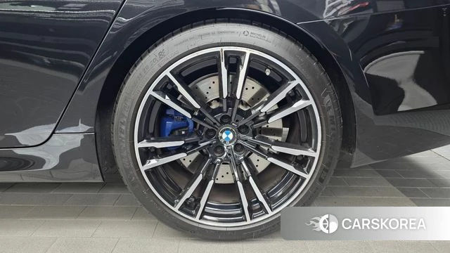 BMW M5 (F90) id 4684171 из Кореи 13