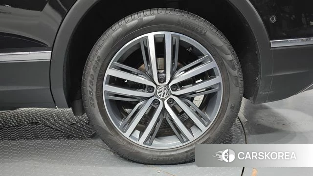 Volkswagen Tiguan Allspace id 4507650 из Кореи 13