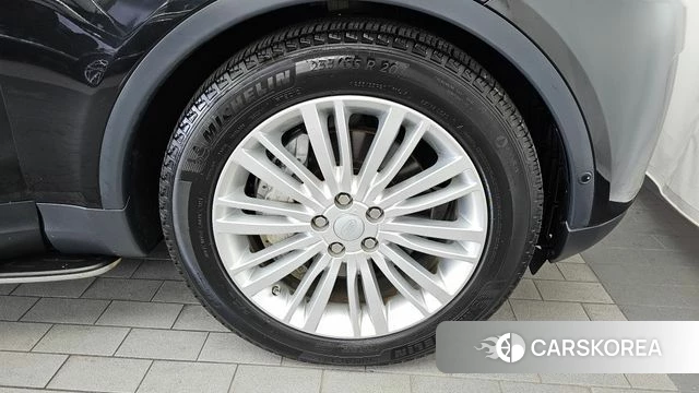 Land Rover Discovery 5 id 4698146 из Кореи 13