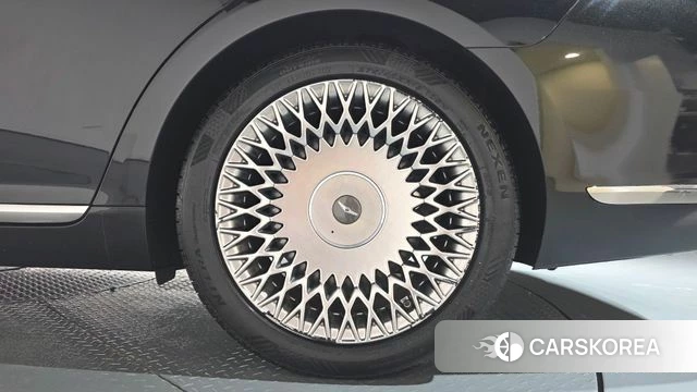 Genesis G90 id 4865010 из Кореи 13