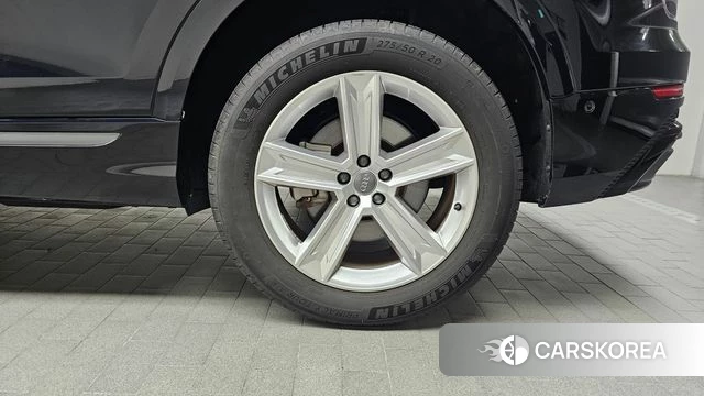 Audi Q8 (4M) id 4683897 из Кореи 13