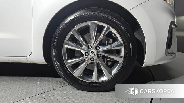 Kia The New Carnival id 4520425 из Кореи 13